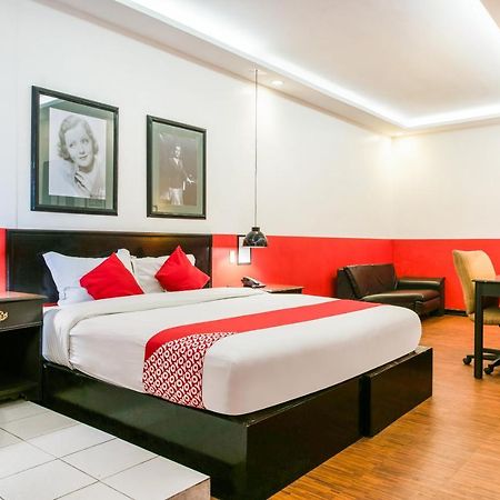 Oyo 432 Diamondwood Hotel Angeles Kültér fotó