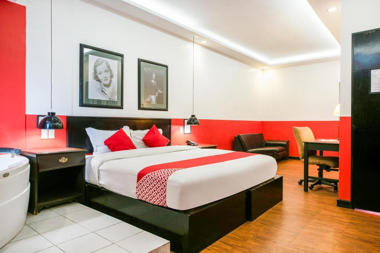 Oyo 432 Diamondwood Hotel Angeles Kültér fotó